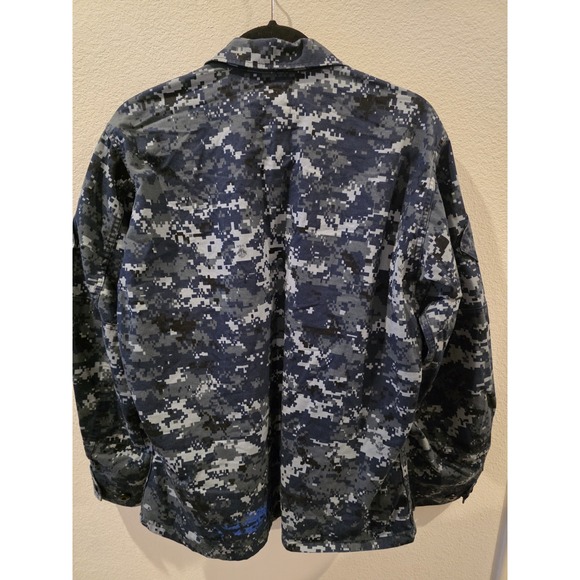 U.S. Navy NWU Type I Digital Blue Blouse Medium Short USN Warfare Insignia - Picture 4 of 7